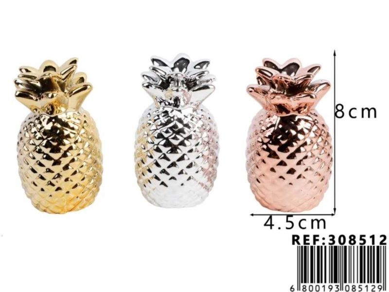 Piña de cerámica decorativa
