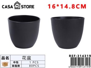 maceta negra simple mediana