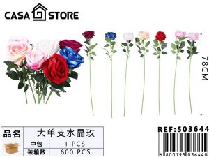 una rosa de terciopelo grande